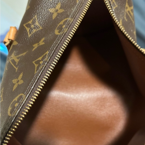 Louis Vuitton Brown Monogram Handbag Papillon 26 - Picture 10 of 12